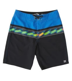 Billabong Boys' Momentum Pro Board Shorts (Big Kid)